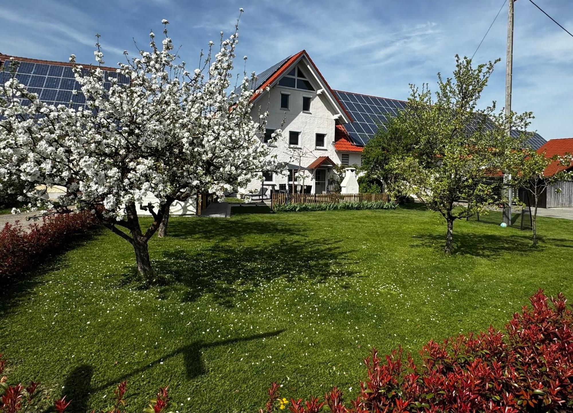 Gaestezimmer Kirchdorf Unteropfingen Exterior photo